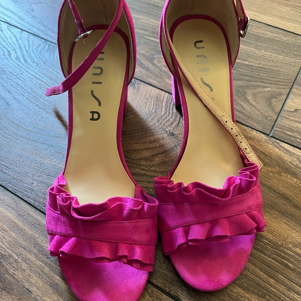 Hot pink heel sandal